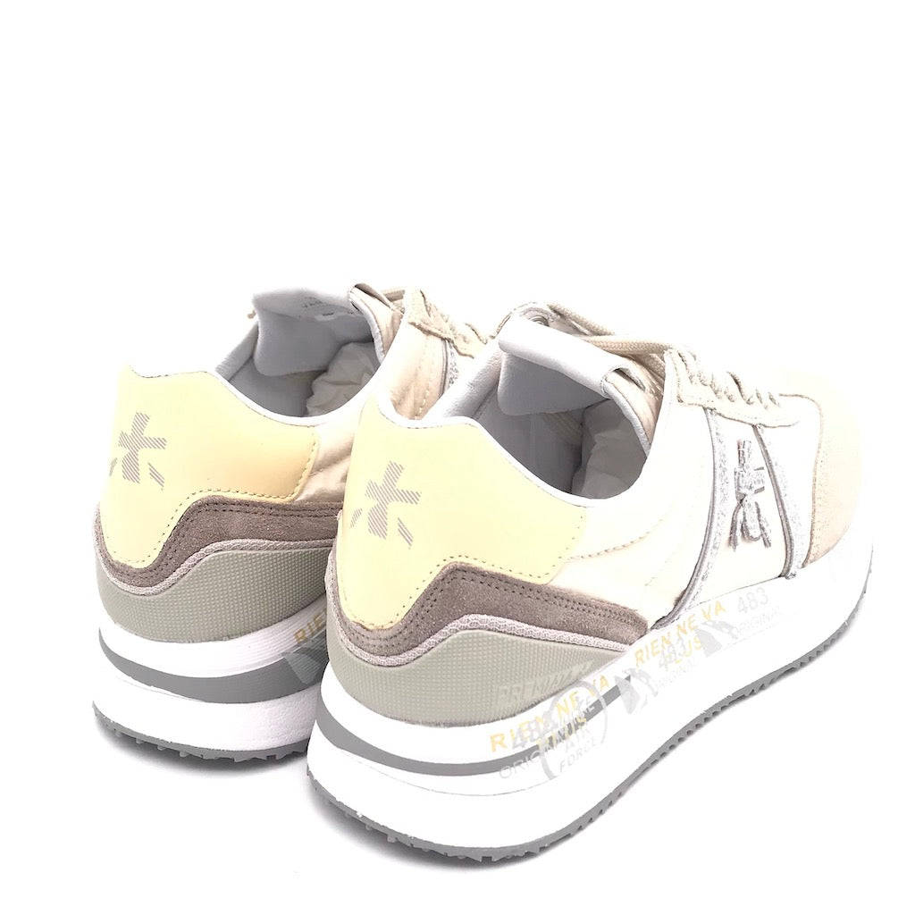 Sneakers Conny beige
