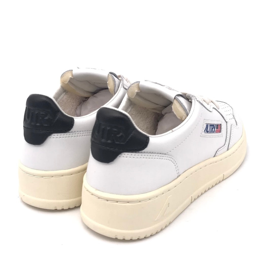 Sneakers Medalist low in pelle bianca e nera