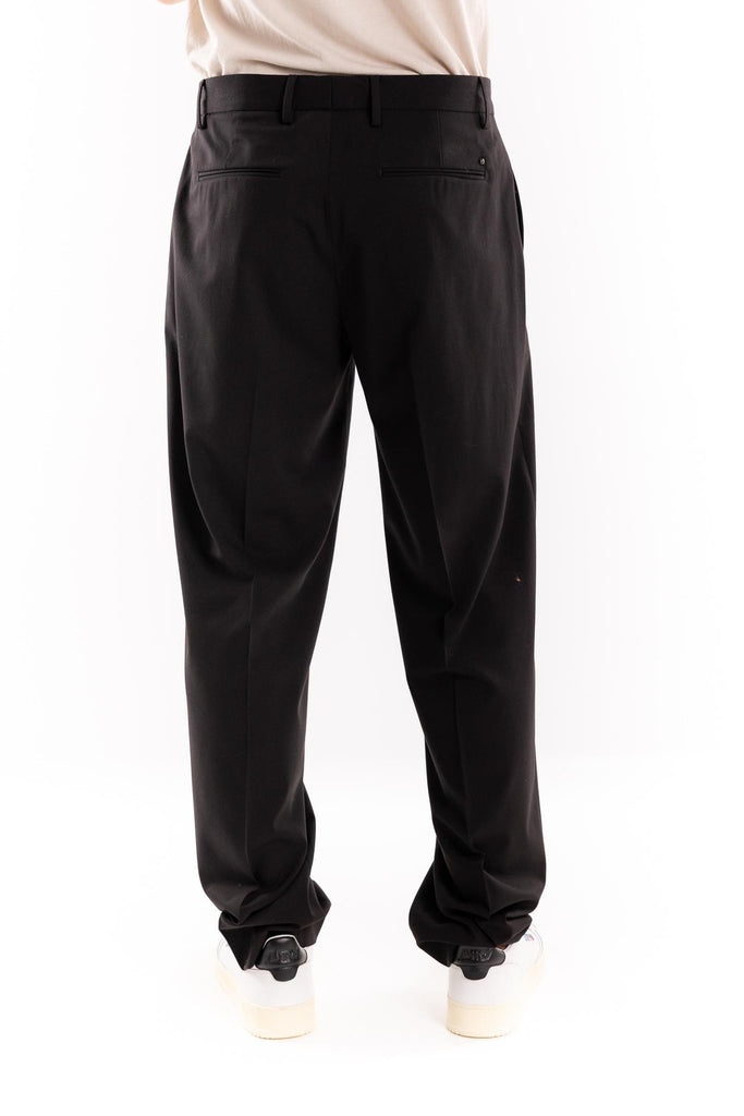 Pantalone a palazzo in tessuto fluido nero OF1F2W5P019 NERO OUTFIT 