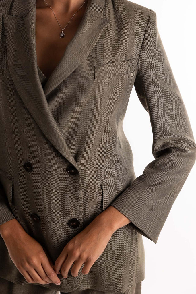 Blazer Kriss doppiopetto in saglia fluida verde 2523046121200 002VERDE MARELLA 