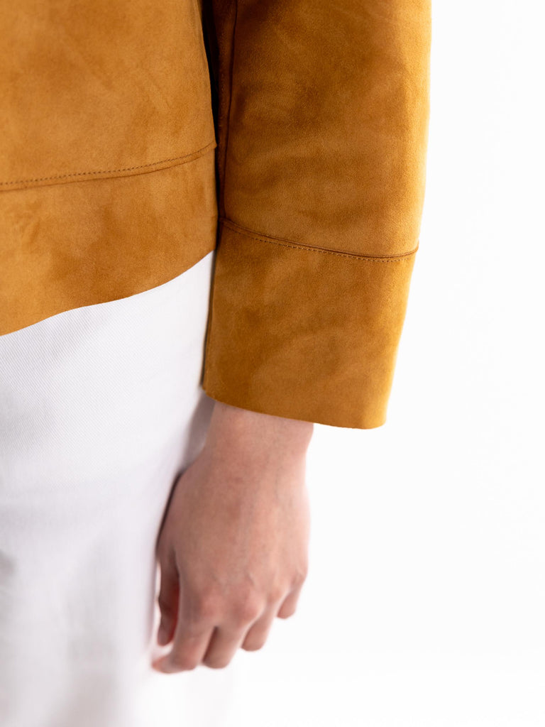 Giacca donna in camoscio taglio vivo cognac