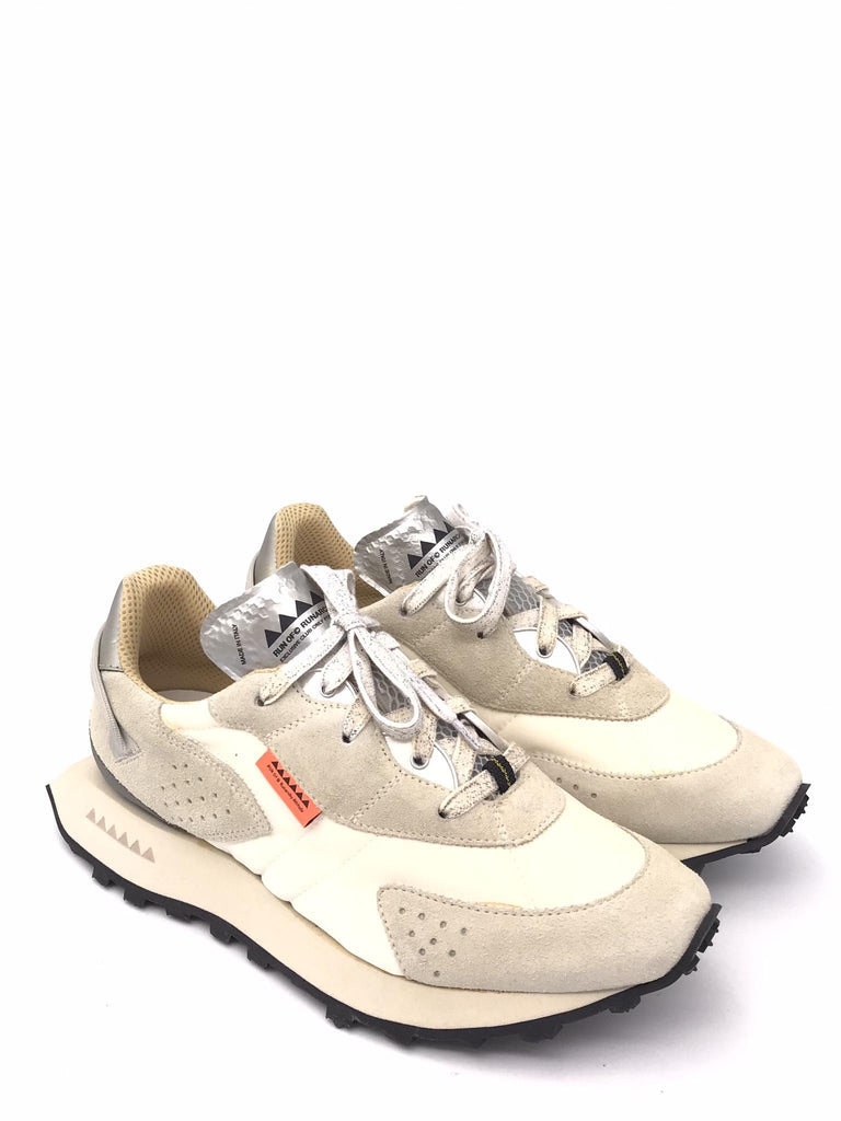 RUN OF VAPORIX MBEIGE