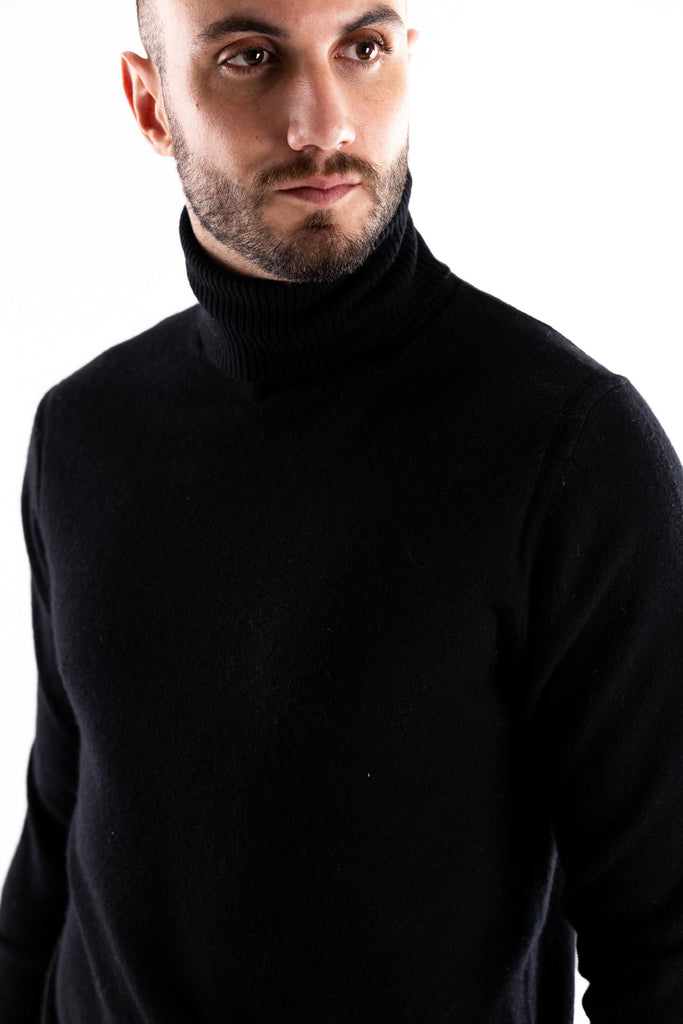 Maglia lupetto in lana media pesantezza nero A032 NERO PAOLO PECORA 