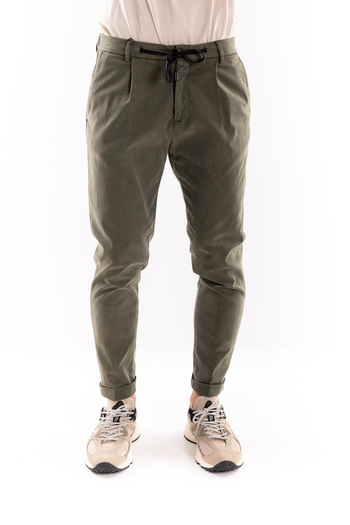Pantalaccio uomo L'uccello verde militare OF1F2W4P008 VERDE OUTFIT 