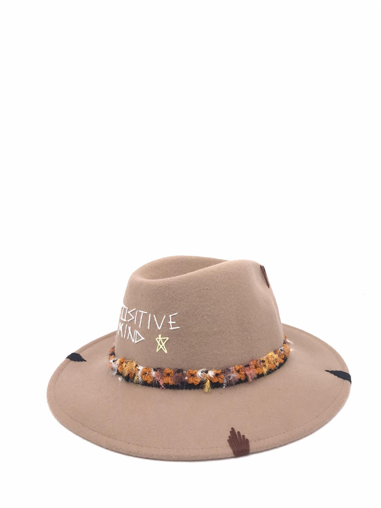 Cappello classico positive mind beige FW-C12 POSITIVE MINDBEIGE THE HAT GANG 