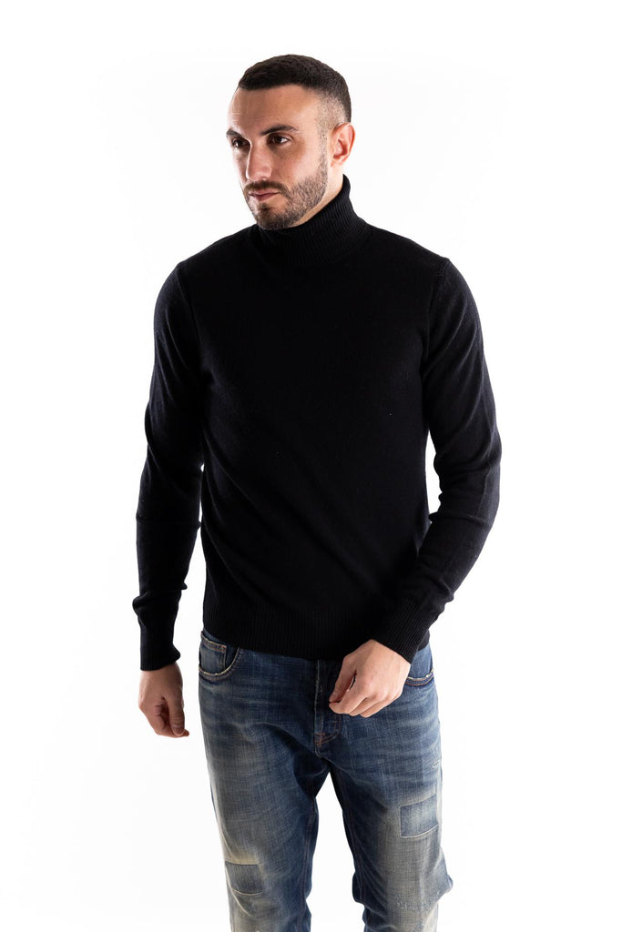 Maglia lupetto in lana media pesantezza nero A032 NERO PAOLO PECORA 