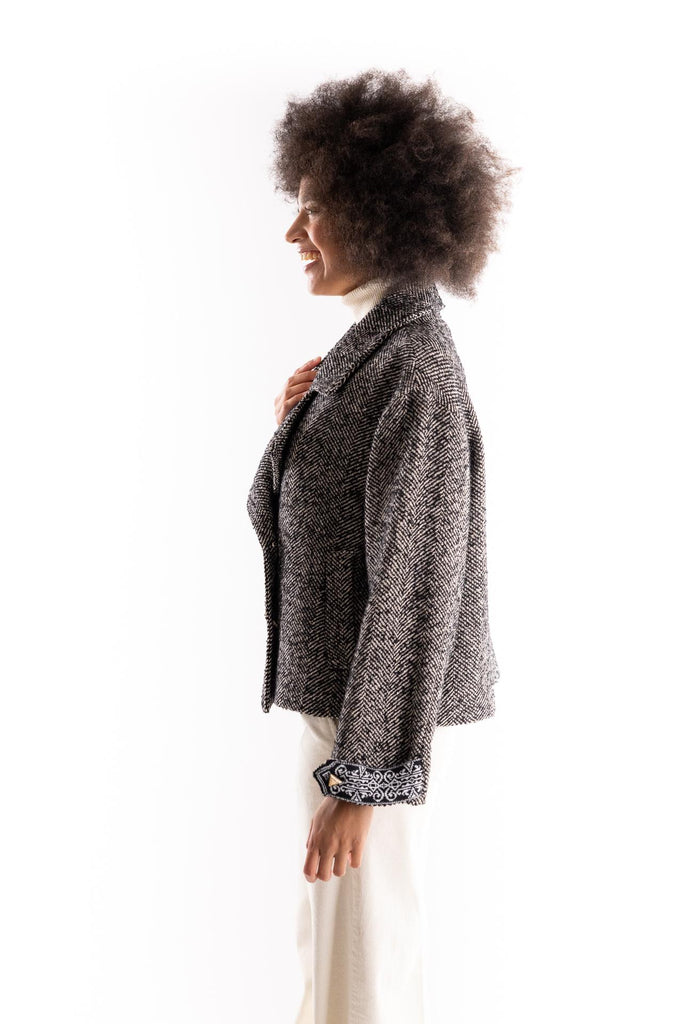 Caban corto spina pesce nero-bianco GIKD07204 MULTICOLOR AKEP 