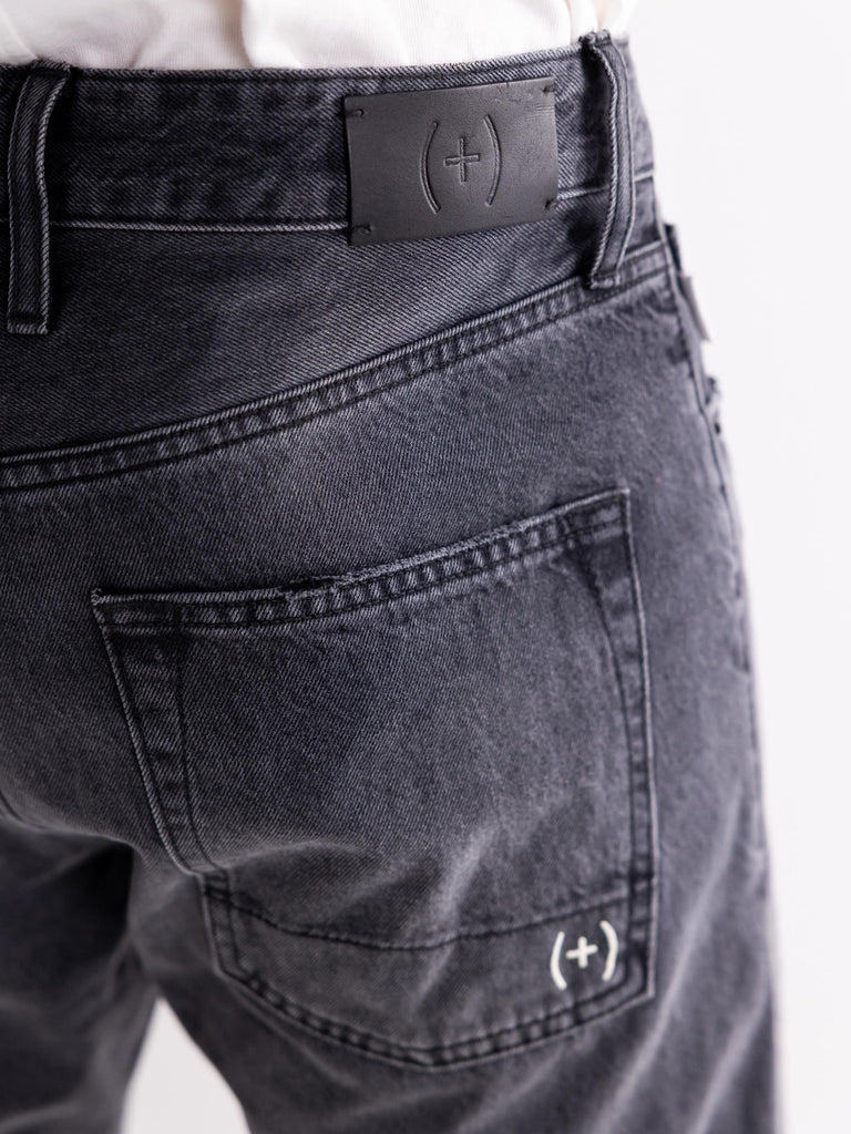 Jeans uomo Rico nero lavato con rotture M0351 L3413NERO People 