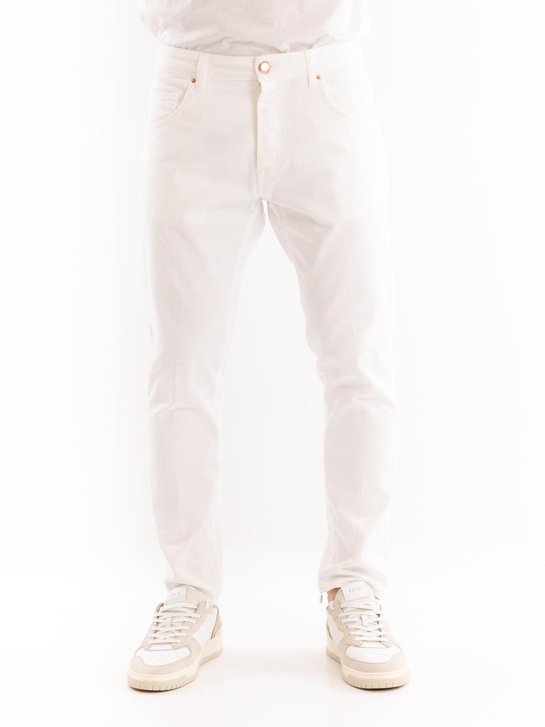 Jeans uomo modello Yaren bianco rotture M2S4013 DTFFABIANCO DON THE FULLER 