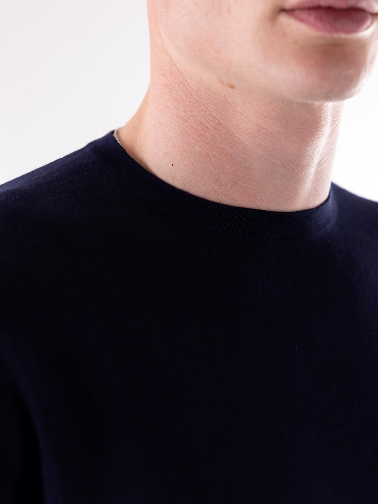 Maglia girocollo uomo Aka in filo blu