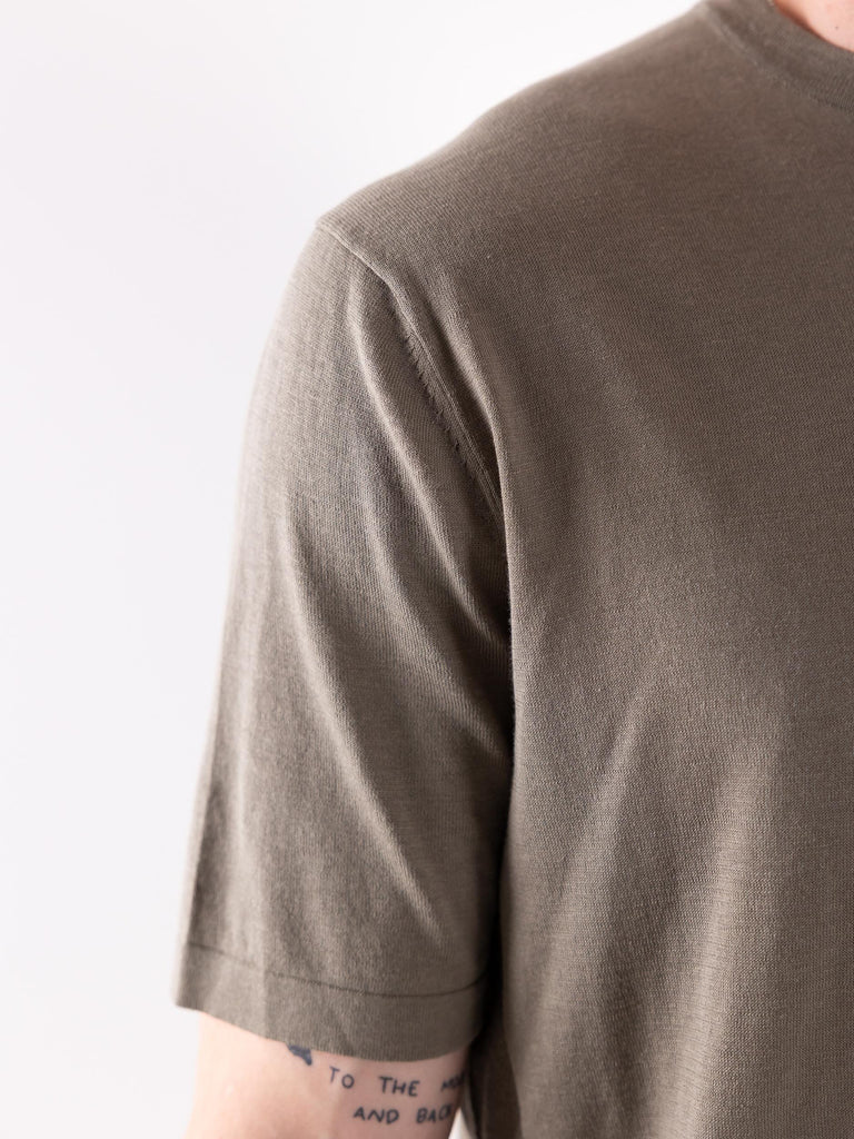 Maglia girocollo uomo Aka in filo verde militare