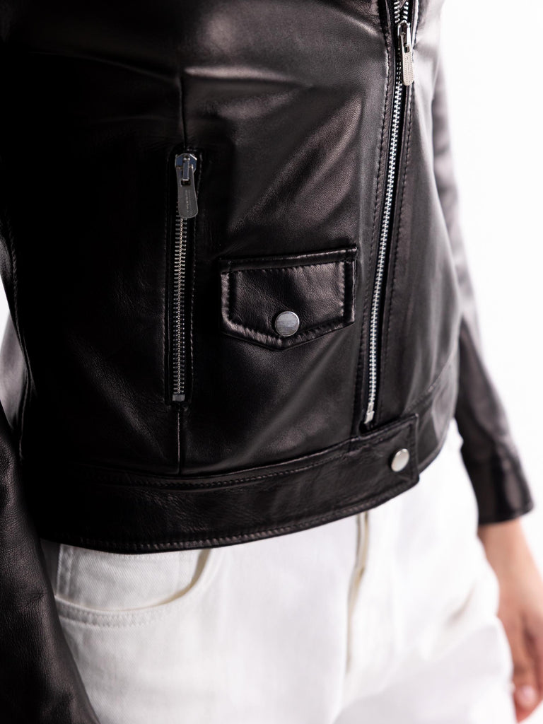 Chiodo donna in pelle nera