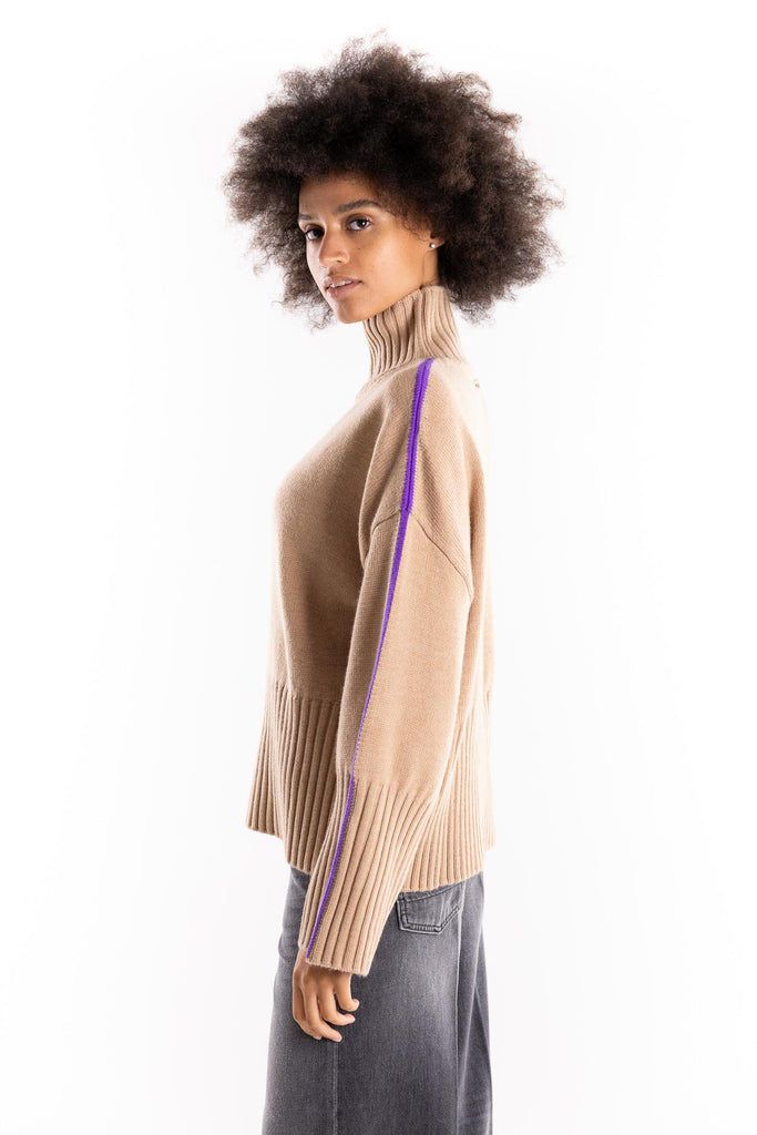 Maglia Barbados ampia a collo alto cammello 105396 A2PLCAMMELLO PINKO 