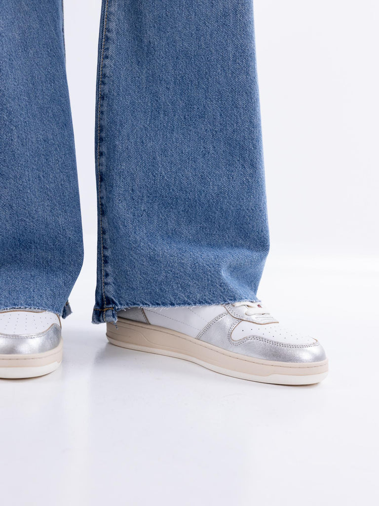 Jeans Wanda a palazzo in denim soft blu chiaro