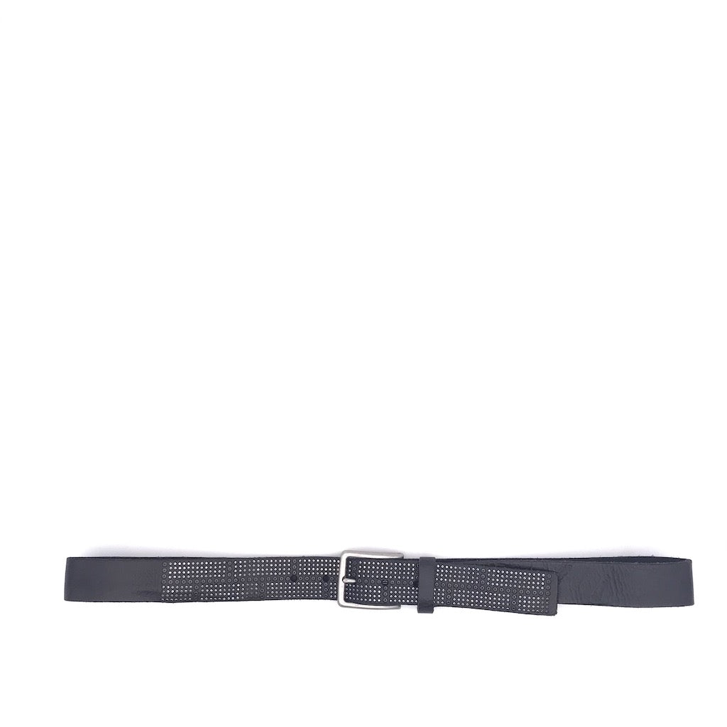 Cintura in pelle anticata nera con micro borchie