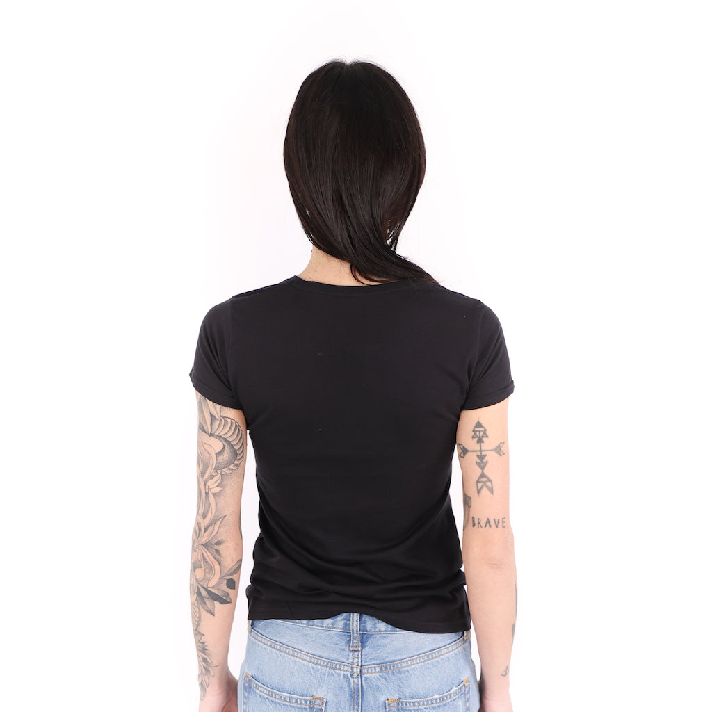 T-shirt Geisha girocollo nera
