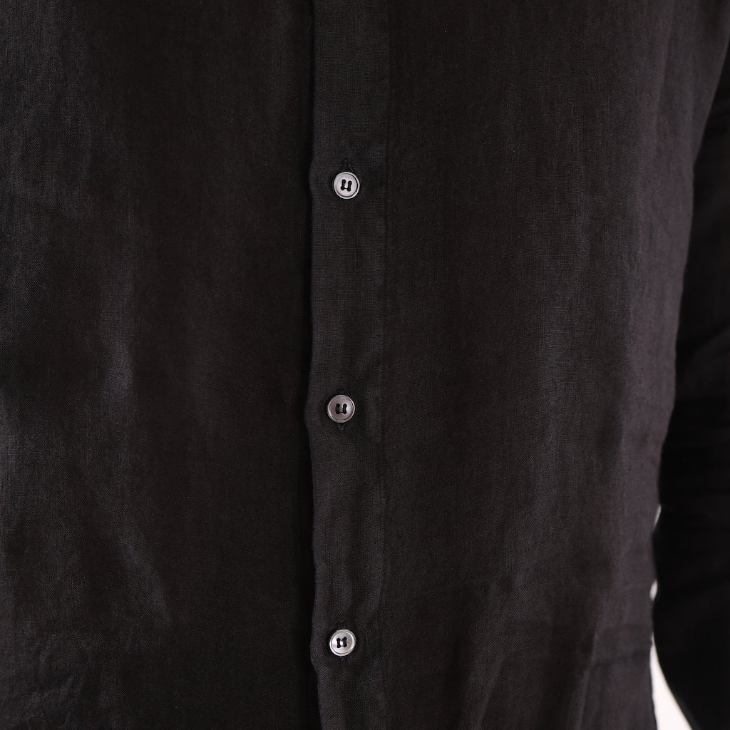 Camicia in lino nera
